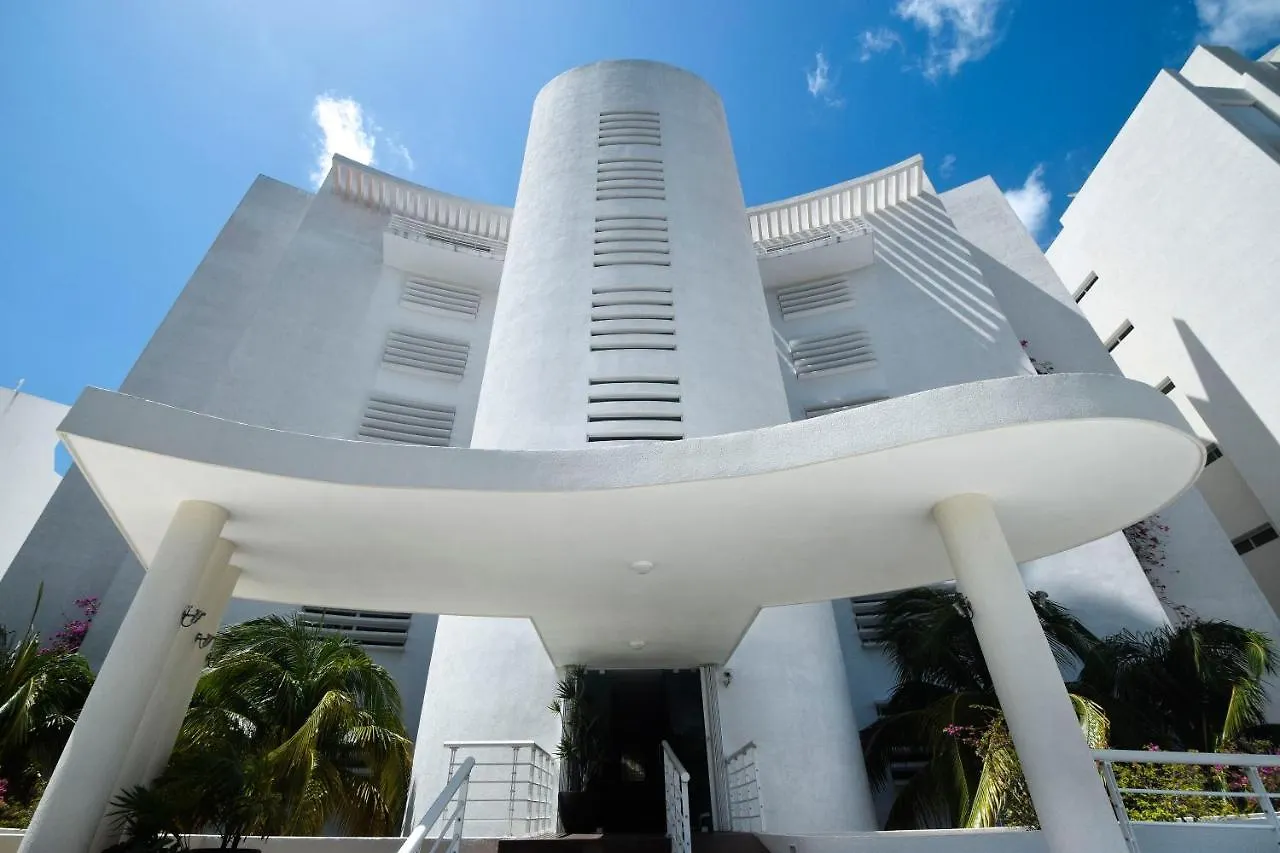 Nah Ha 601 Oceanfront Condo With Pool Cozumel